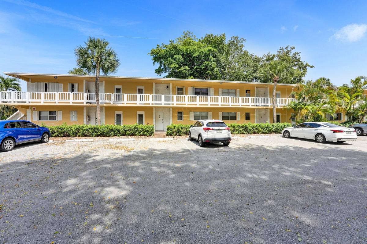 Apartment for rent at 600 SE 2nd Ave #600K2, Deerfield Beach, FL 33441