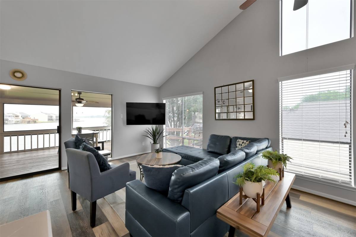 Townhouse for rent at 124 April Point Dr N #124, Montgomery, TX 77356