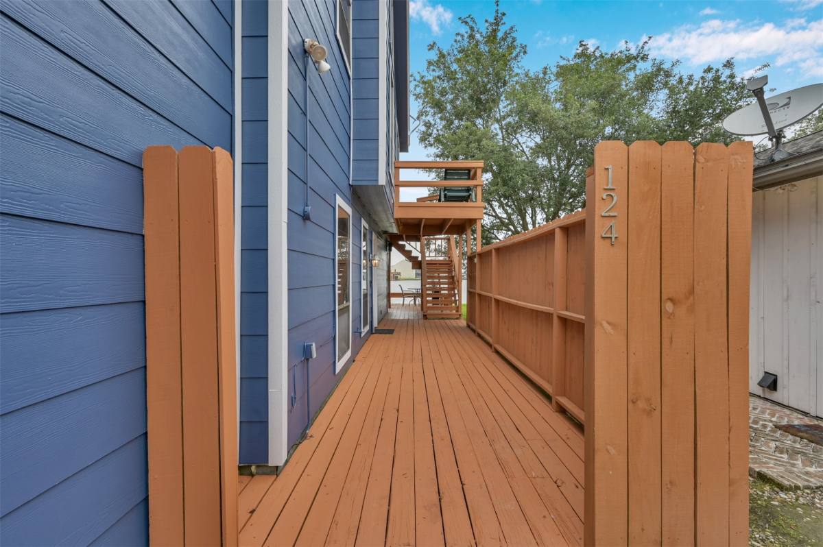 Townhouse for rent at 124 April Point Dr N #124, Montgomery, TX 77356