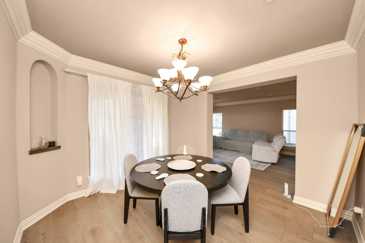 Townhouse for rent at 14454 Summerleaf Lane, Houston, TX 77077