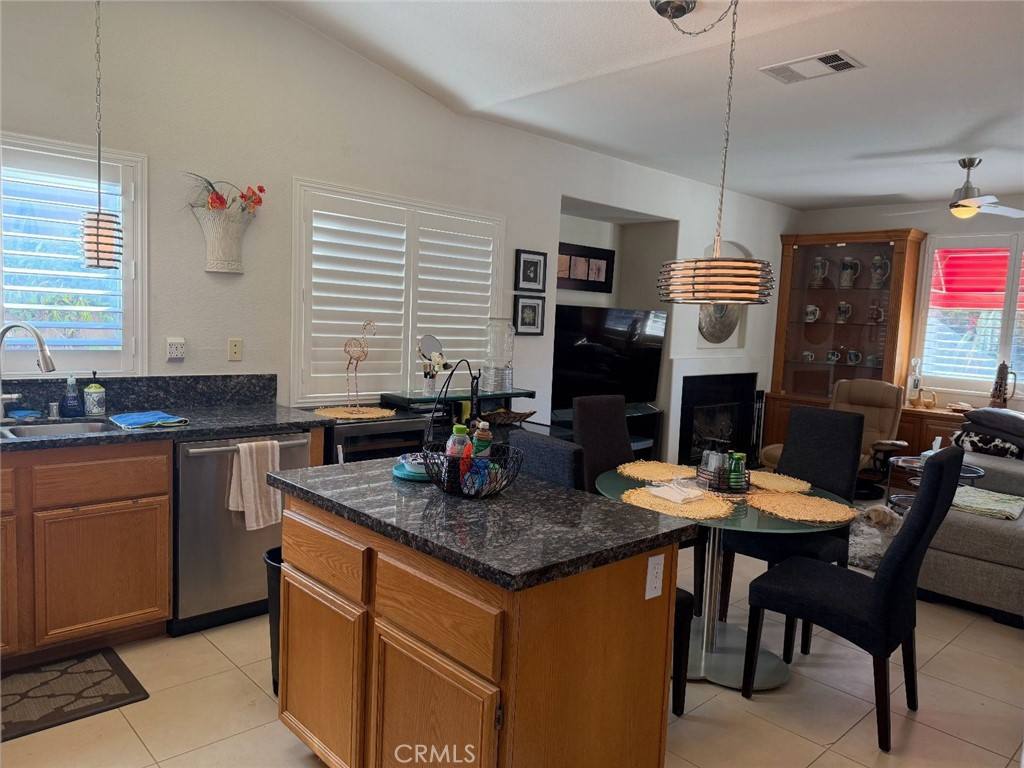 Apartment for rent at 37677 Emerson Dr, Palm Desert, CA 92211