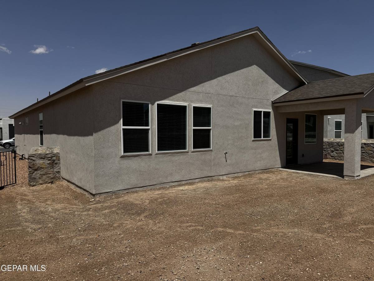 Apartment for rent at 14434 Aria Lopez Dr, El Paso, TX 79938