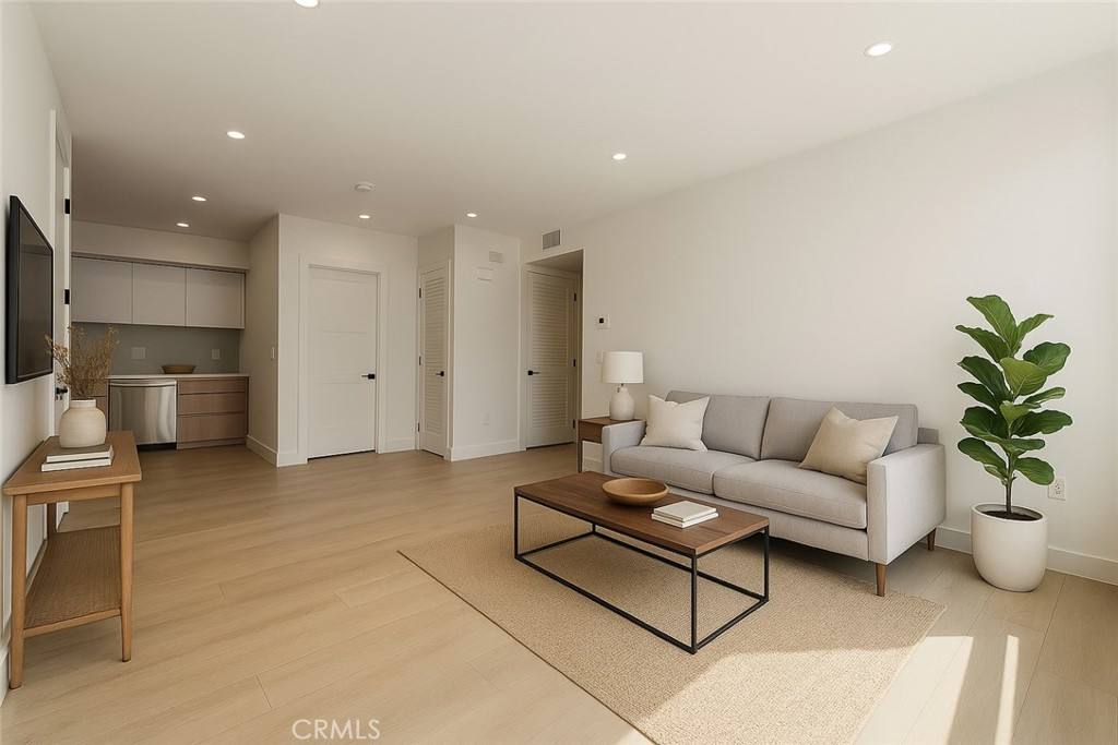Apartment for rent at 7510 Sepulveda Blvd #101, Van Nuys, CA 91405