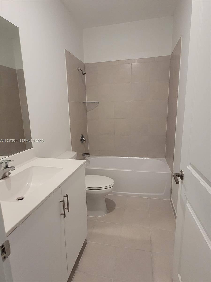 Townhouse for rent at 2685 SE 13th St, Homestead, FL 33035