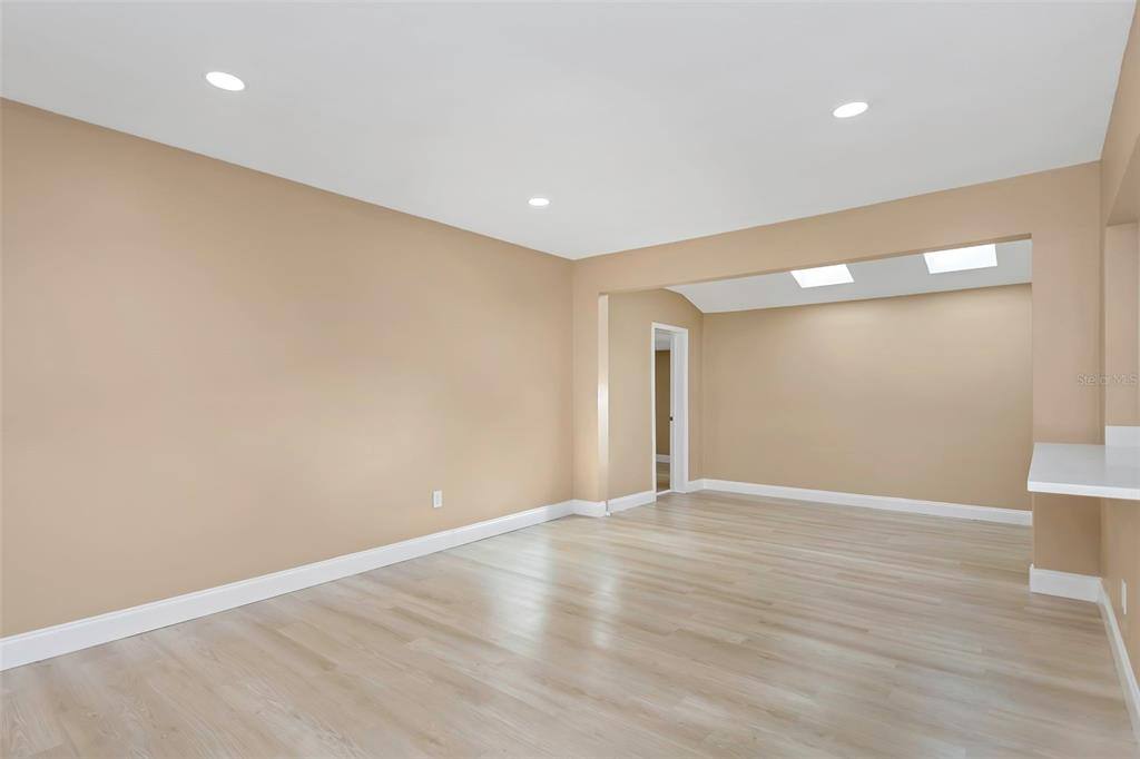Apartment for rent at 4622 W El Prado Blvd, Tampa, FL 33629