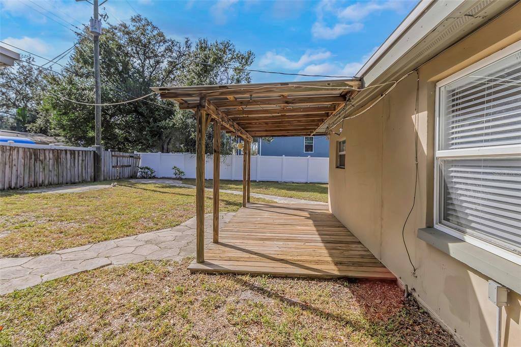 Apartment for rent at 4622 W El Prado Blvd, Tampa, FL 33629