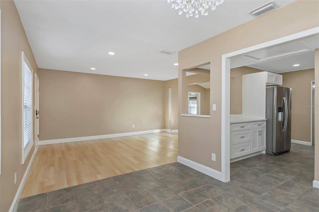 Apartment for rent at 4622 W El Prado Blvd, Tampa, FL 33629