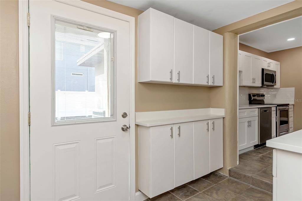 Apartment for rent at 4622 W El Prado Blvd, Tampa, FL 33629