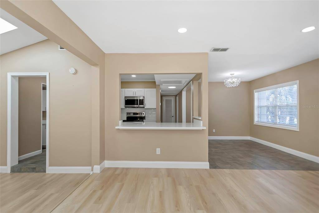 Apartment for rent at 4622 W El Prado Blvd, Tampa, FL 33629