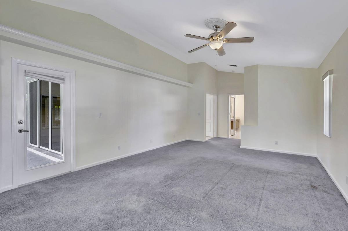 Apartment for rent at 14911 Orange Blvd, Loxahatchee, FL 33470