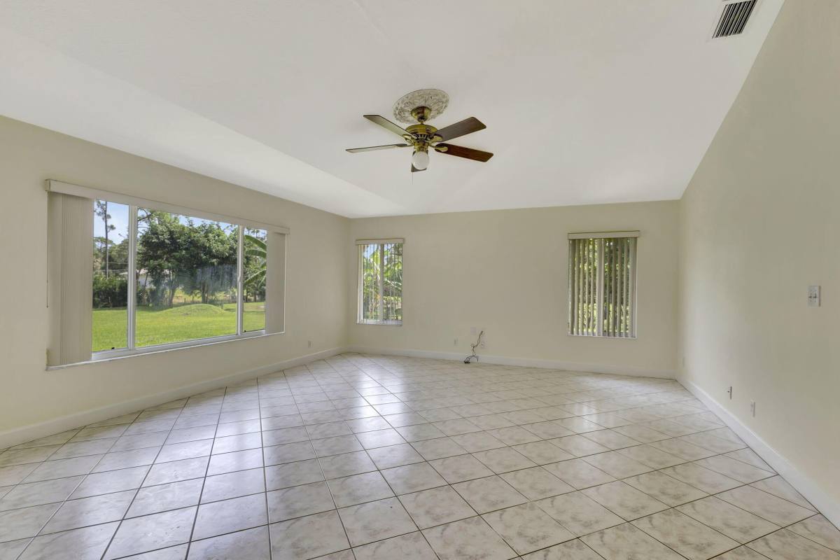 Apartment for rent at 14911 Orange Blvd, Loxahatchee, FL 33470