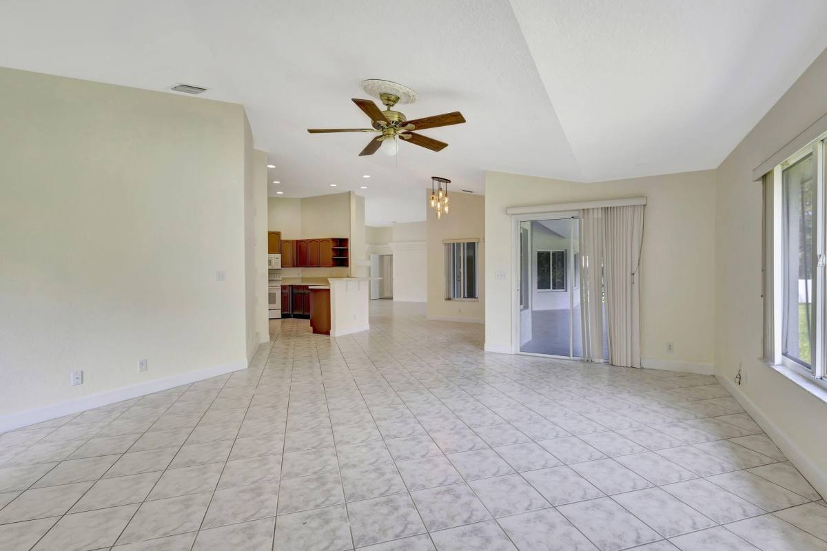 Apartment for rent at 14911 Orange Blvd, Loxahatchee, FL 33470