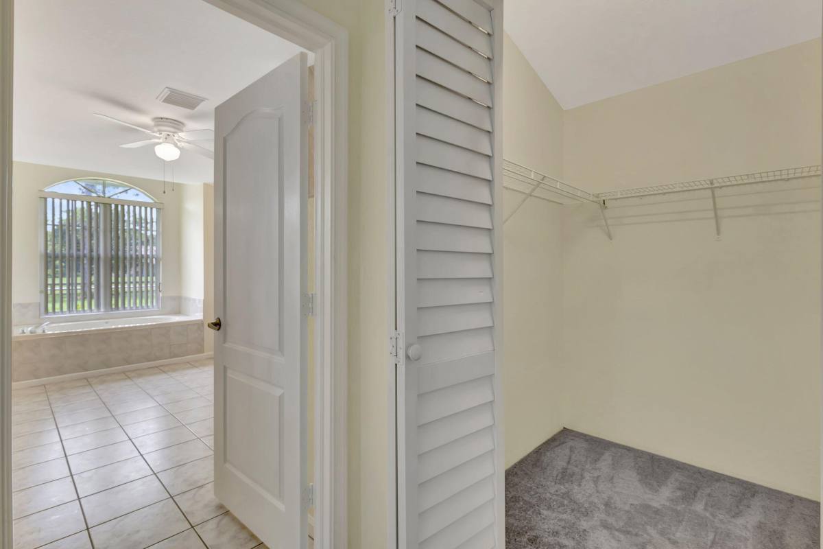Apartment for rent at 14911 Orange Blvd, Loxahatchee, FL 33470