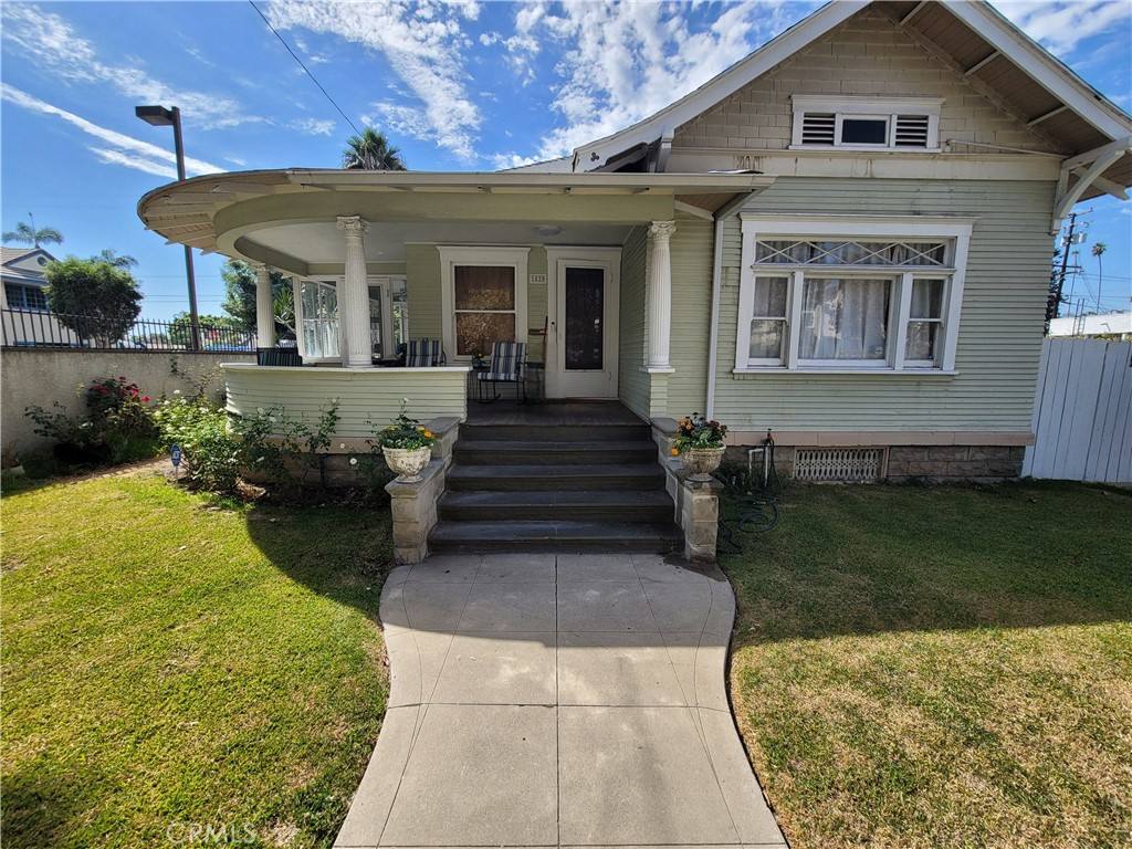 Apartment for rent at 1820 N Bush St, Santa Ana, CA 92706
