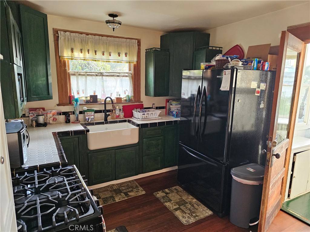 Apartment for rent at 1820 N Bush St, Santa Ana, CA 92706