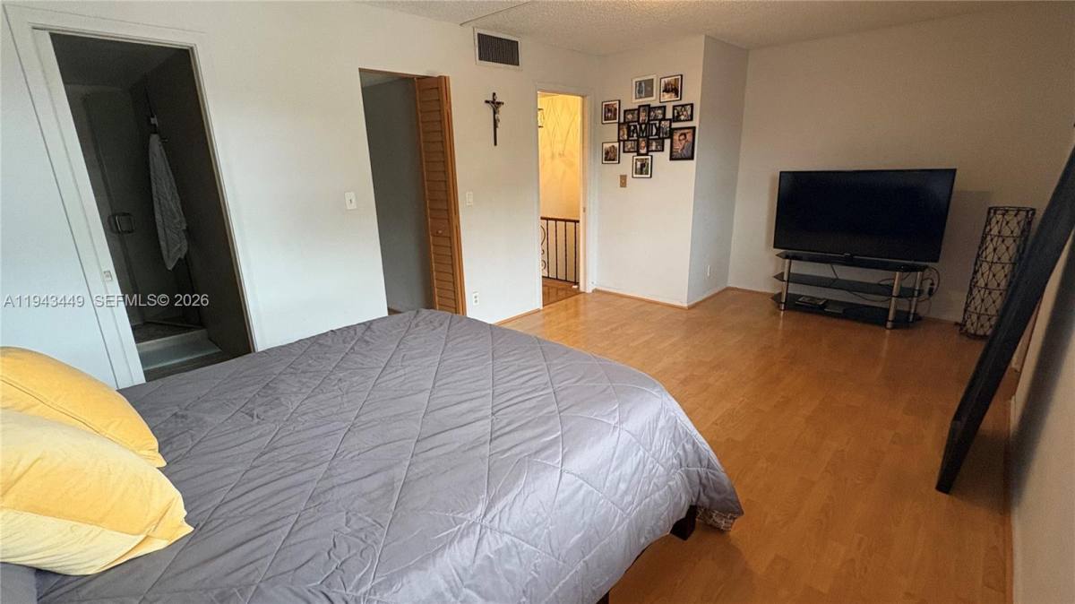 Townhouse for rent at 808 NE 27th Ave #808, Hallandale, FL 33009