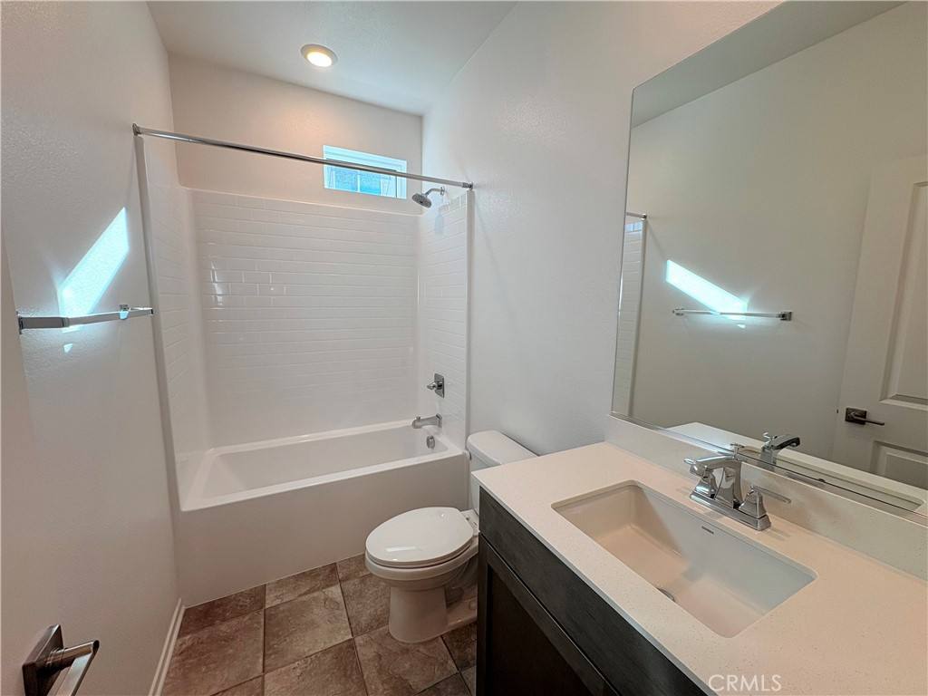 Apartment for rent at 8439 Bickmore Ave, Chino, CA 91708