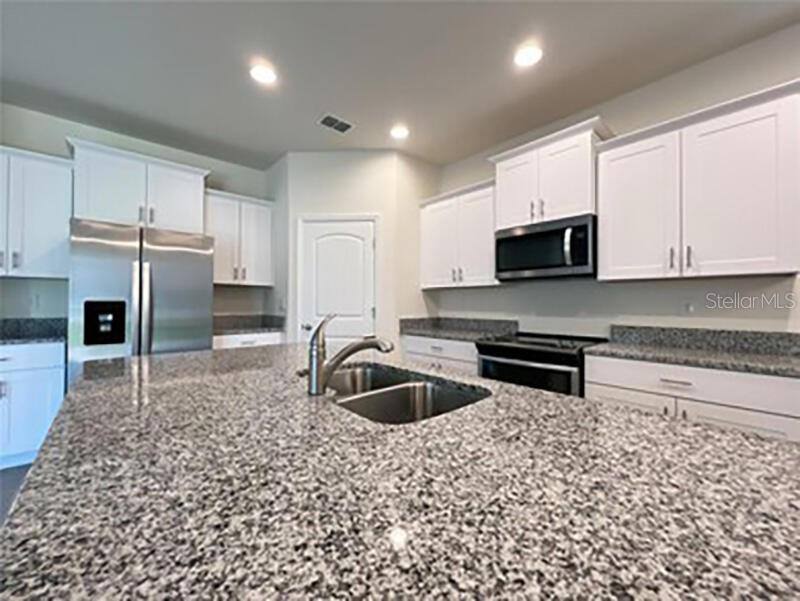Apartment for rent at 15663 Pelican Cay Dr, Winter Garden, FL 34787