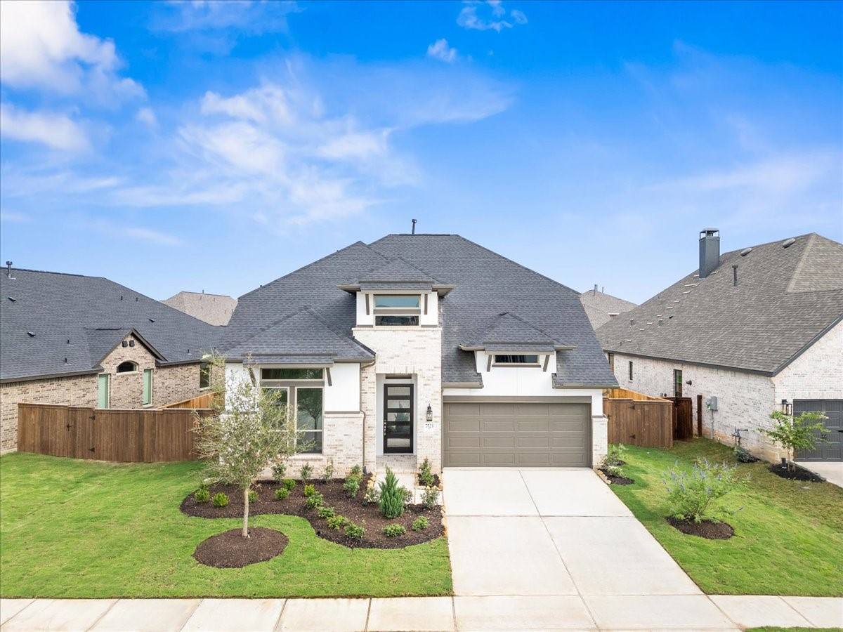 Apartment for rent at 7523 Mariposa Way, Katy, TX 77493