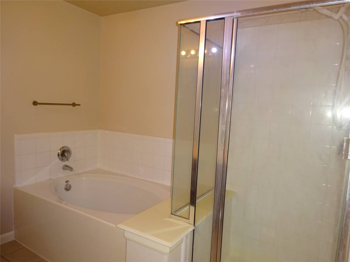 Townhouse for rent at 4918 Landward Lane, Houston, TX 77086