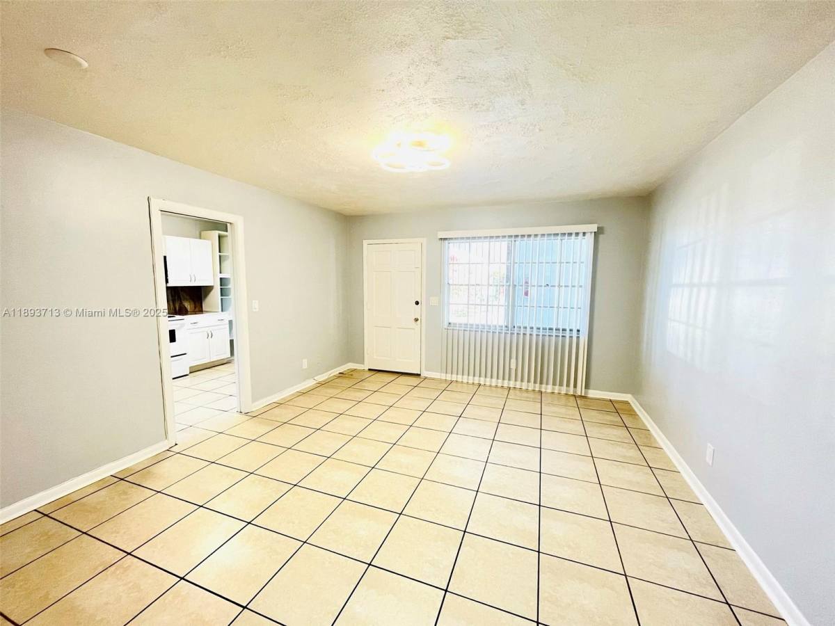 Apartment for rent at 1050 Atlantic Shores Blvd #108, Hallandale, FL 33009