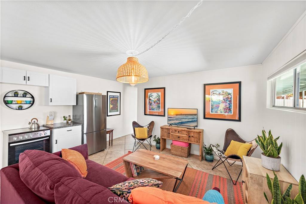 Apartment for rent at 2120 Temple Hills Dr #2120LOWR, Laguna Beach, CA 92651