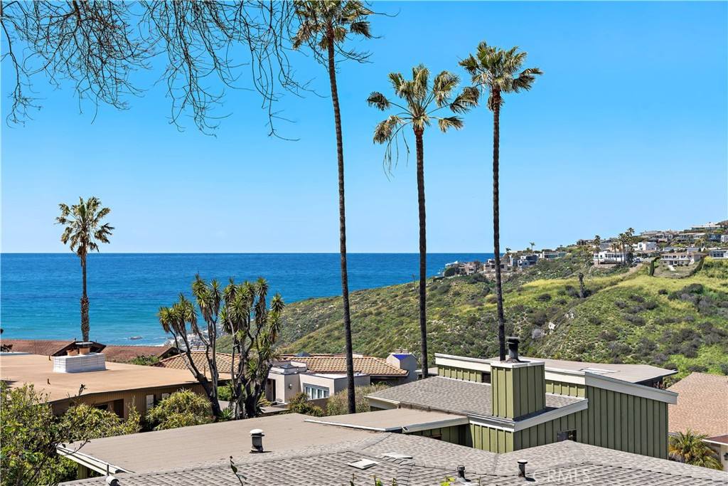 Apartment for rent at 2120 Temple Hills Dr #2120LOWR, Laguna Beach, CA 92651