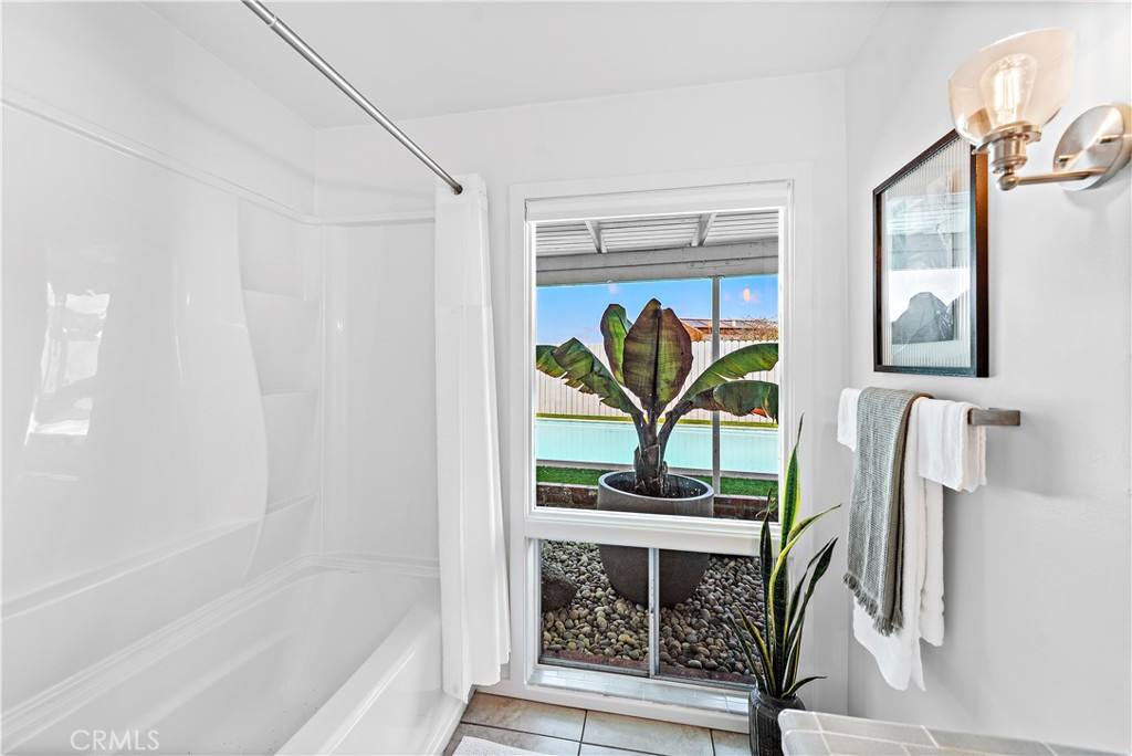 Apartment for rent at 2120 Temple Hills Dr #2120LOWR, Laguna Beach, CA 92651