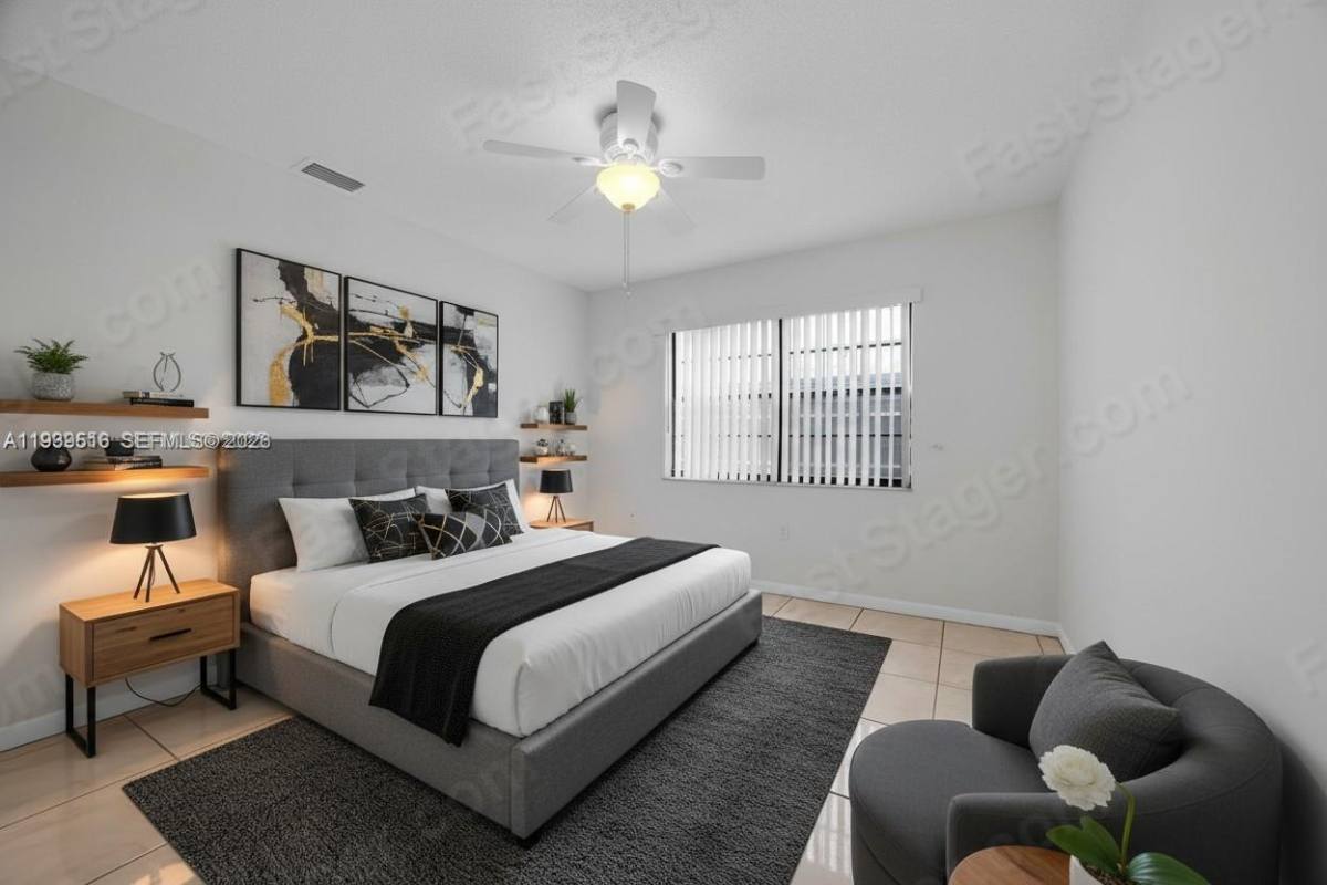 Apartment for rent at 18322 SW 94th Court, Miami, FL 33157