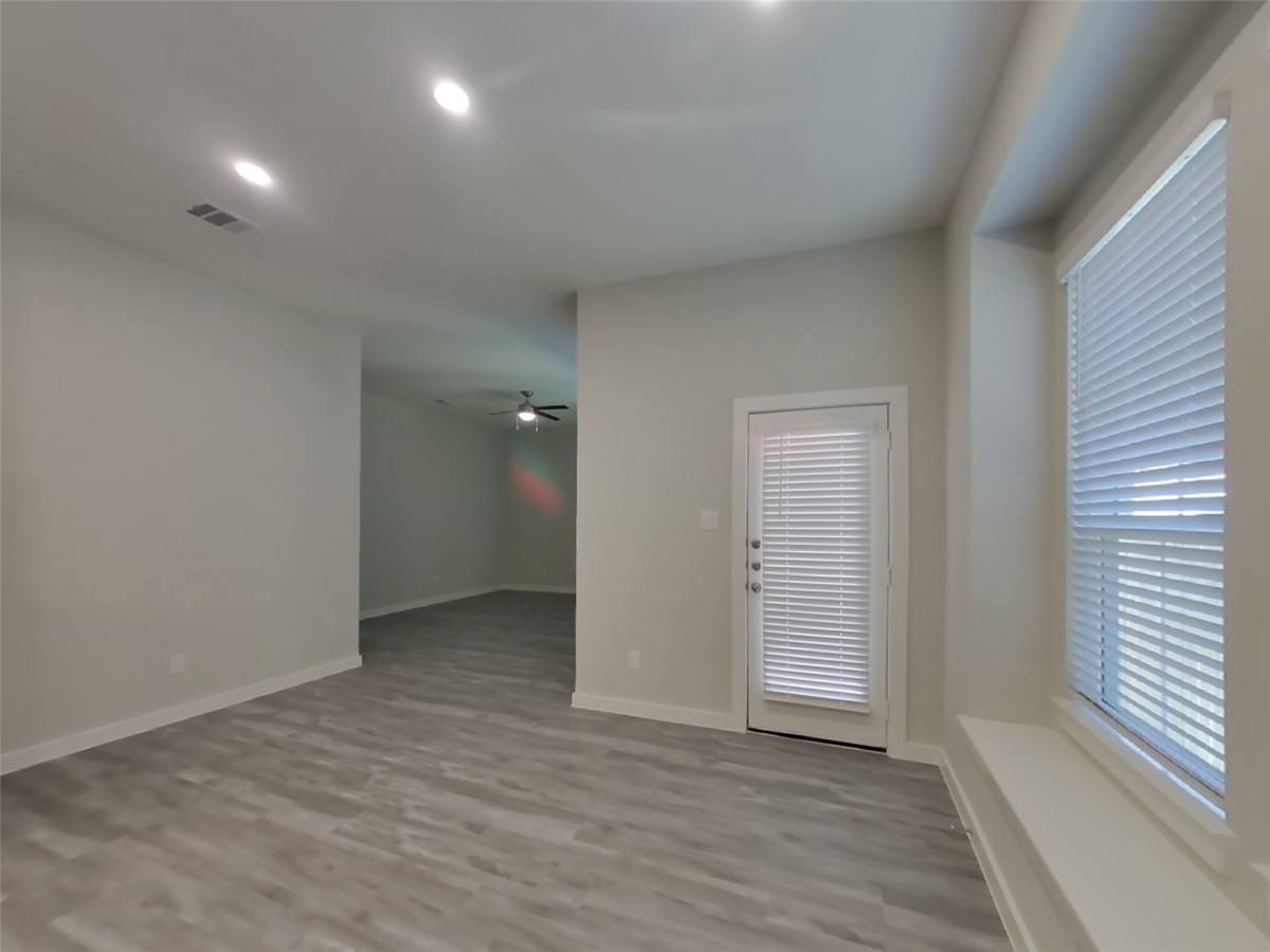 Apartment for rent at 22737 Terrazzo Dr, Katy, TX 77449