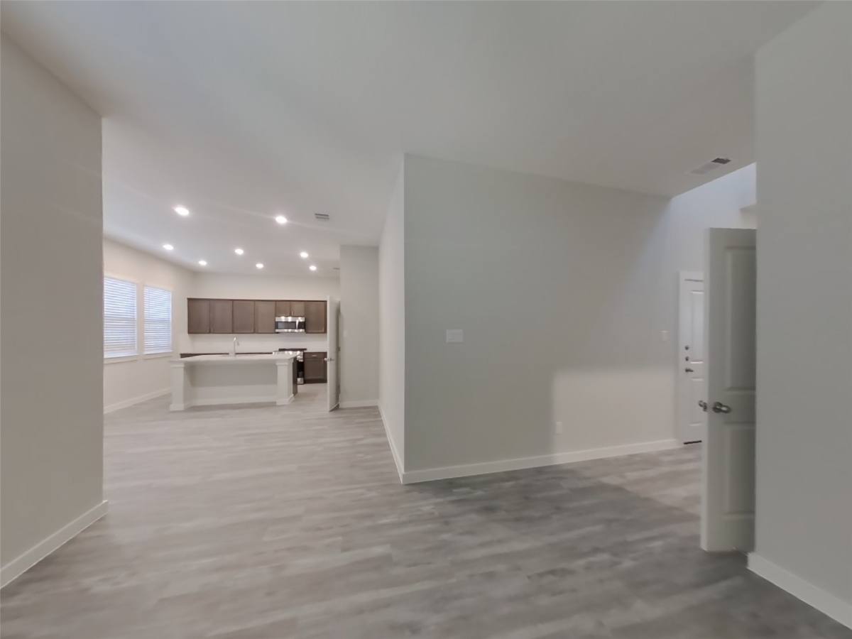 Apartment for rent at 22737 Terrazzo Dr, Katy, TX 77449