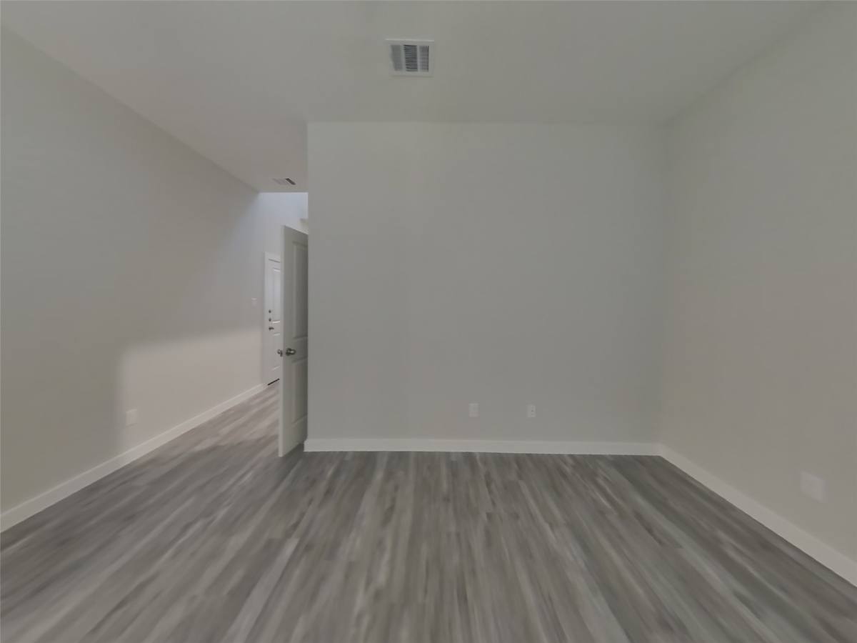 Apartment for rent at 22737 Terrazzo Dr, Katy, TX 77449
