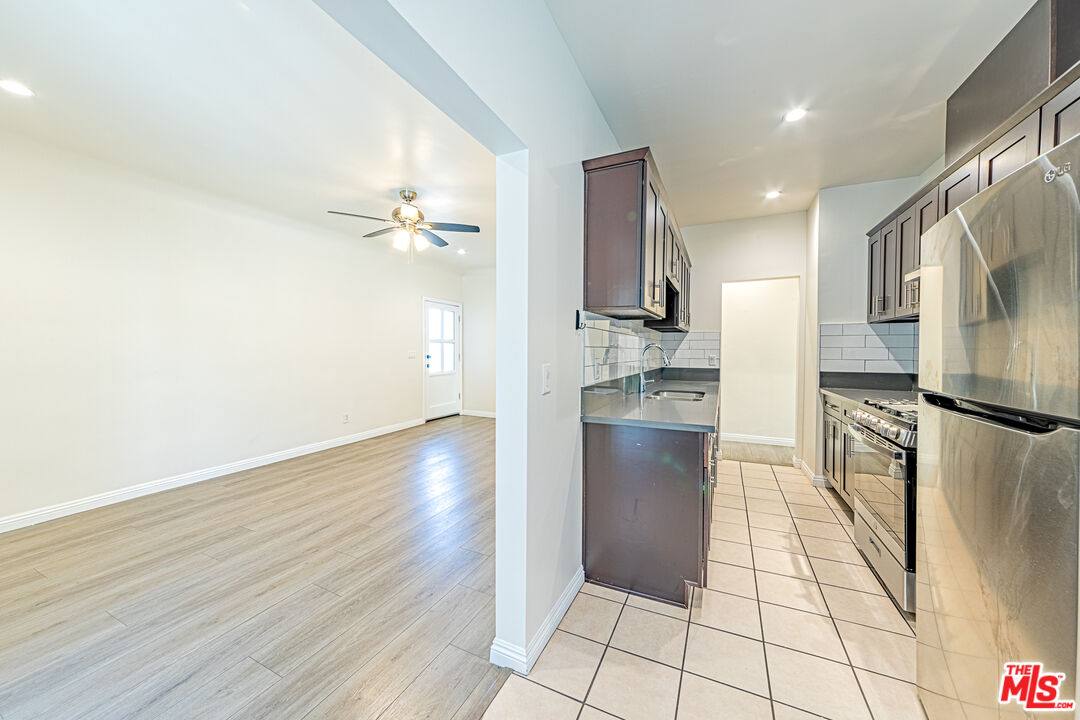Apartment for rent at 1152 S Bronson Ave, Los Angeles, CA 90019