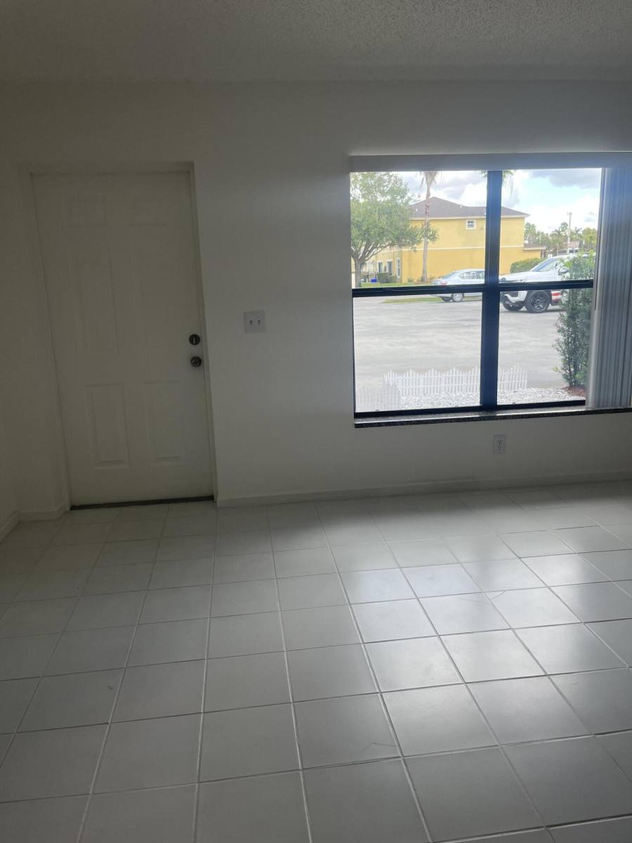 Apartment for rent at 1450 Hawthorne Place, Wellington, FL 33414