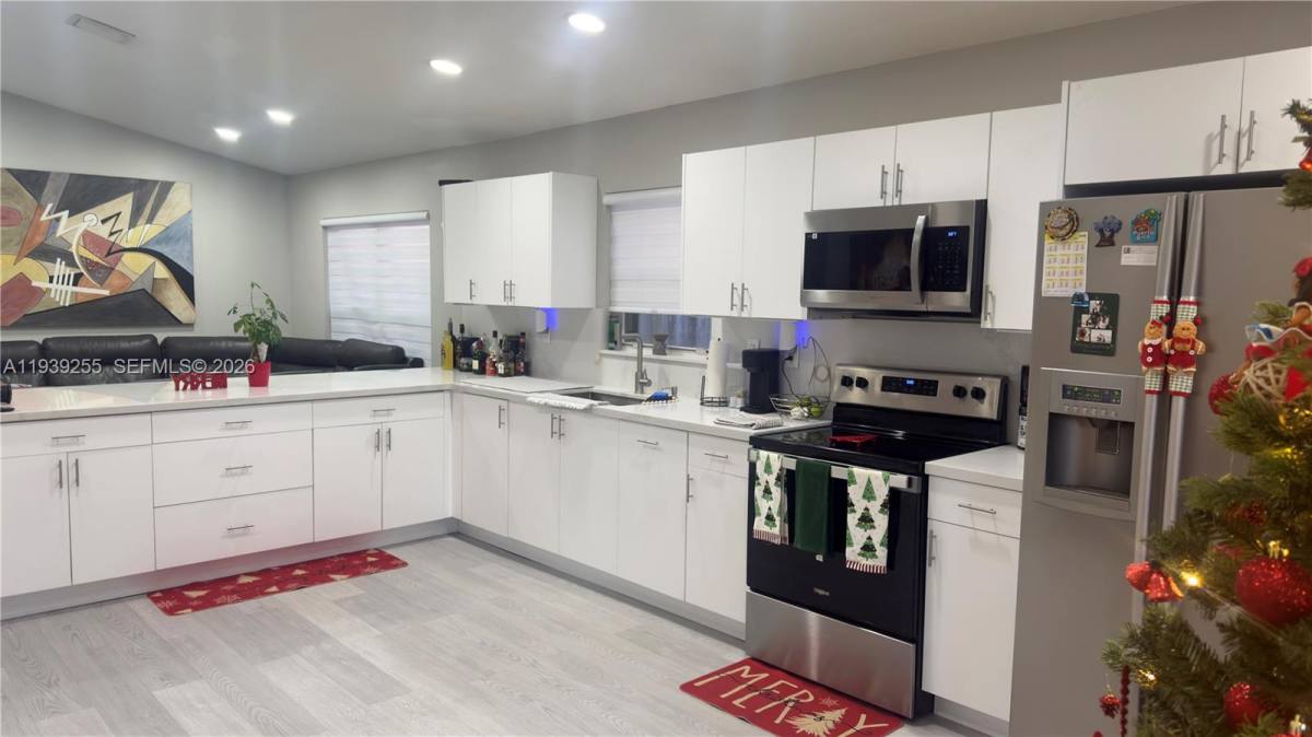 Apartment for rent at 2006 SE 14th Court, Homestead, FL 33035