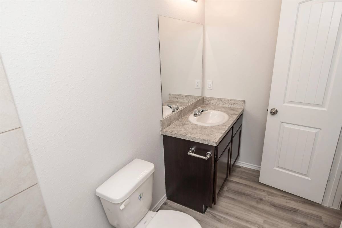 Apartment for rent at 8602 Wilkins Oaks Dr, Houston, TX 77028