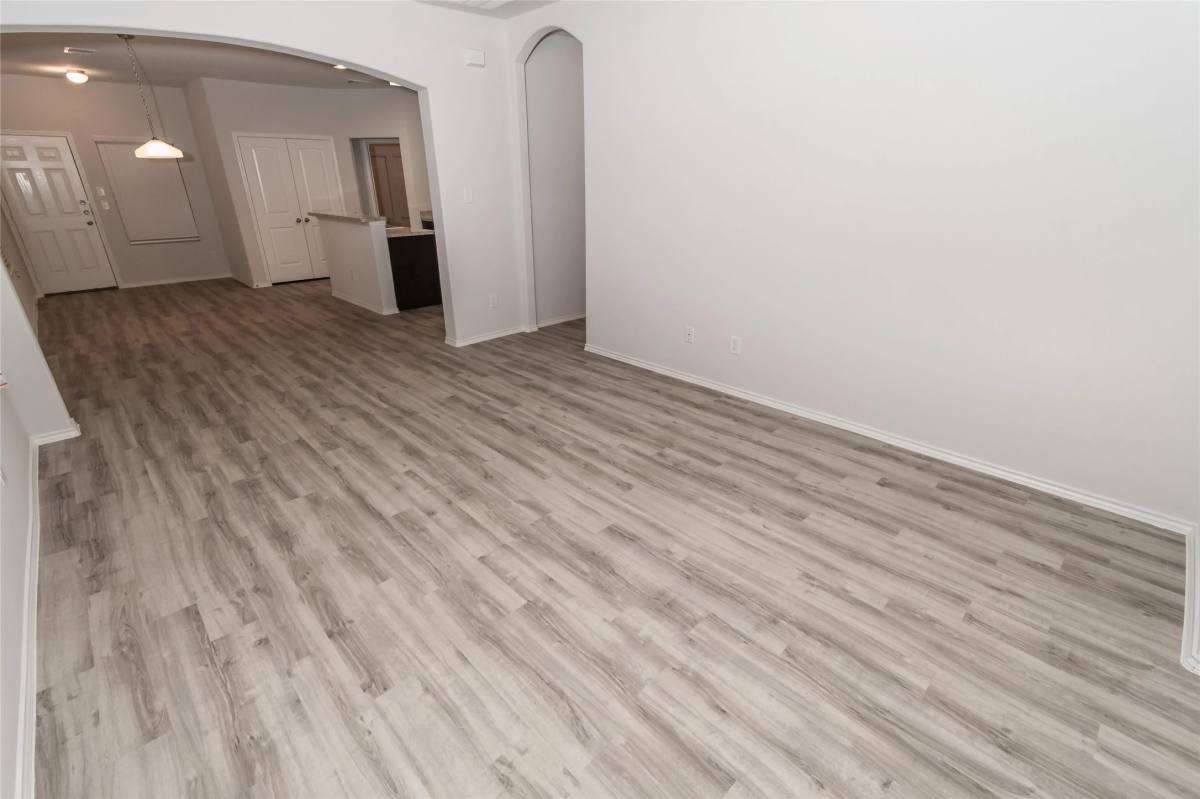Apartment for rent at 8602 Wilkins Oaks Dr, Houston, TX 77028