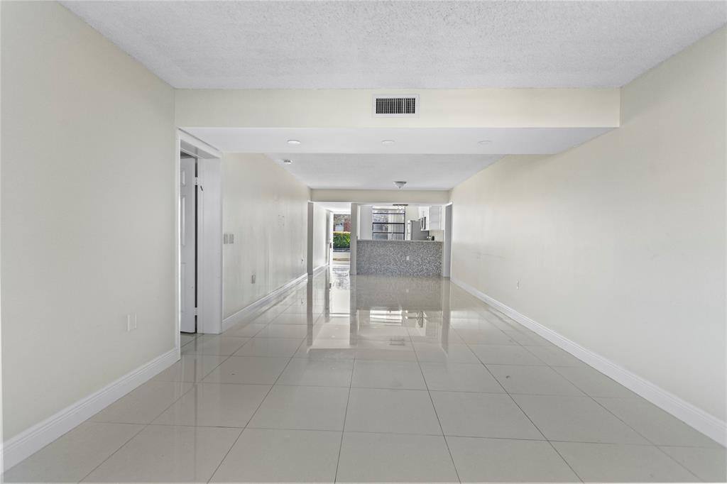 Condo for rent at 1719 Whitehall Dr, Fort Lauderdale, FL 33324