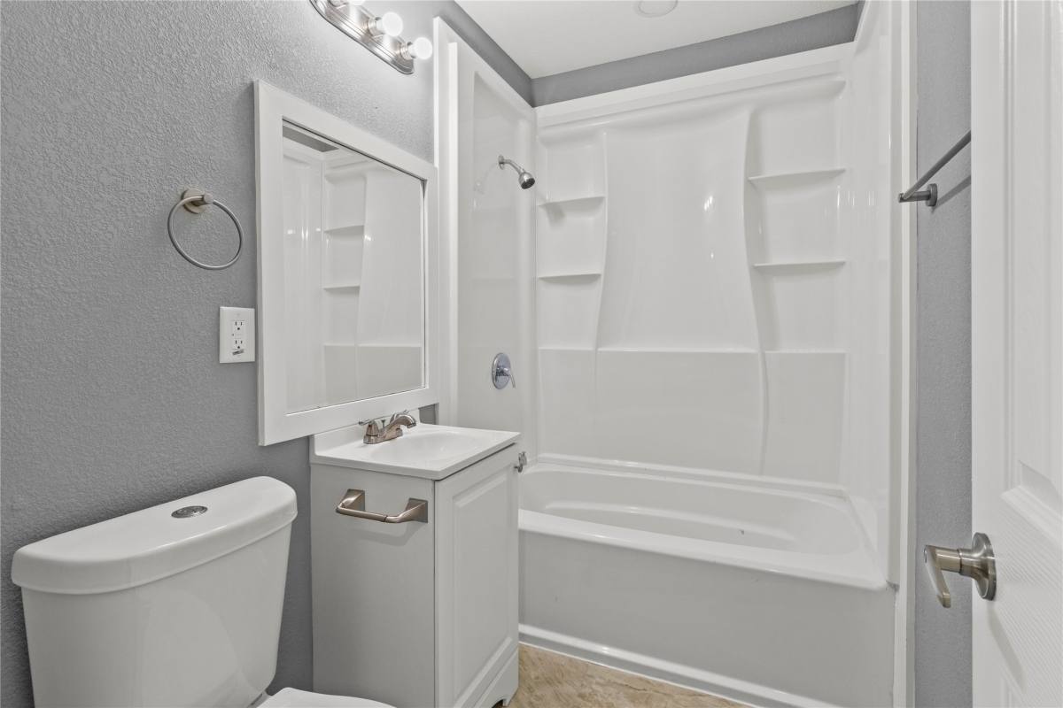 Apartment for rent at 1717 W 4th St, Freeport, TX 77541
