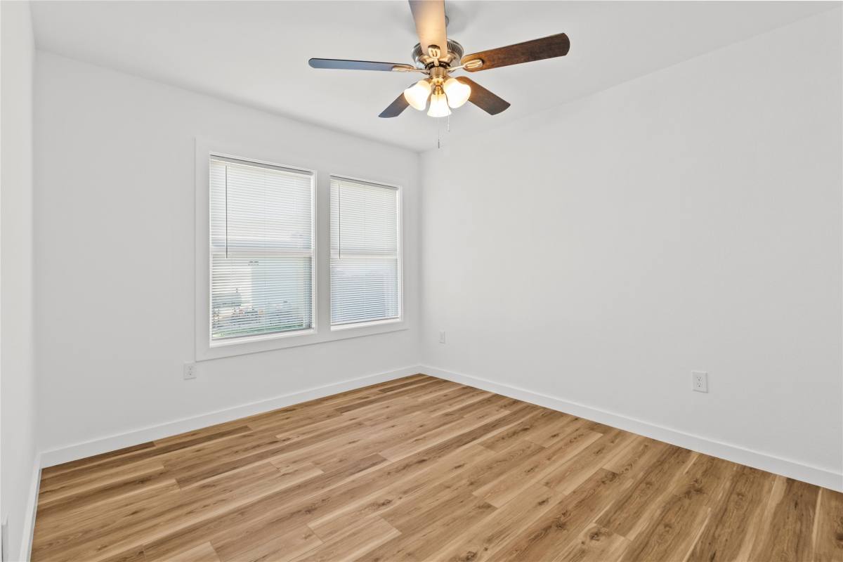 Apartment for rent at 1717 W 4th St, Freeport, TX 77541