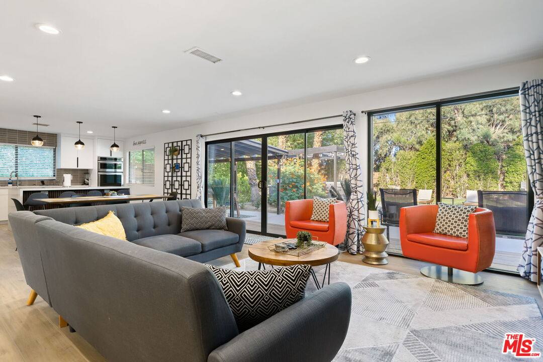 Apartment for rent at 2660 N Farrell Dr, Palm Springs, CA 92262