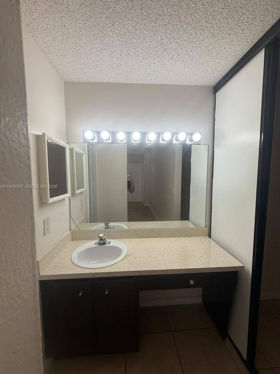 Apartment for rent at 3439 Cocoplum Circle #3420, Pompano Beach, FL 33063