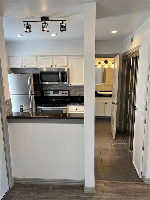 Apartment for rent at 2800 Douglas Ave #208, Dallas, TX 75219