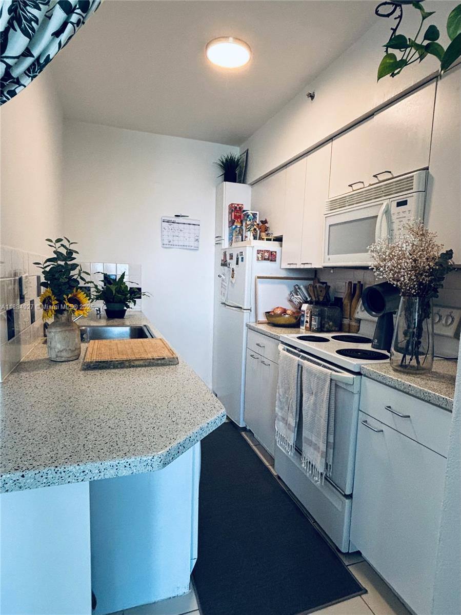 Apartment for rent at 1500 Bay Rd #1500810S, Miami Beach, FL 33139
