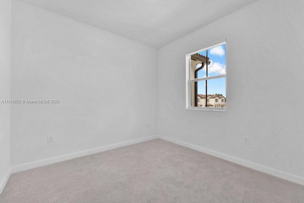 Townhouse for rent at 2558 SE 27th Dr, Homestead, FL 33035