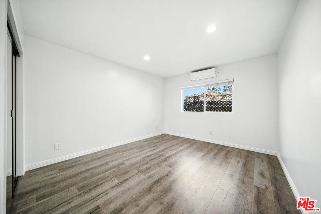 Apartment for rent at 510 Pacific Ave #510-7, Venice, CA 90291