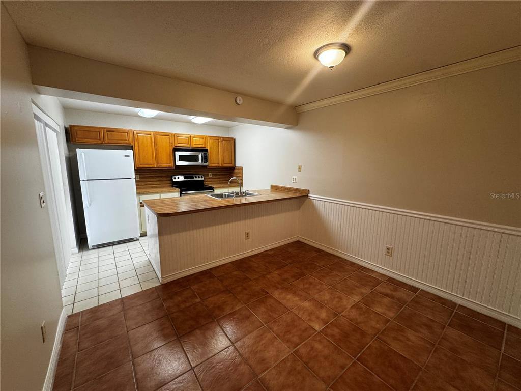 Townhouse for rent at 2902 Ash Dr, Leesburg, FL 34748