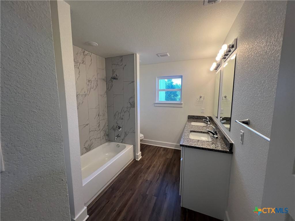Townhouse for rent at 1830 Royal Loop, Belton, TX 76513