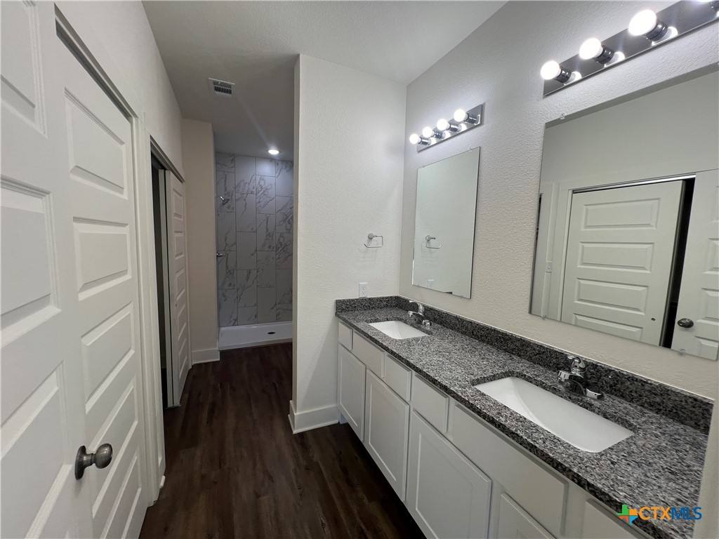 Townhouse for rent at 1830 Royal Loop, Belton, TX 76513