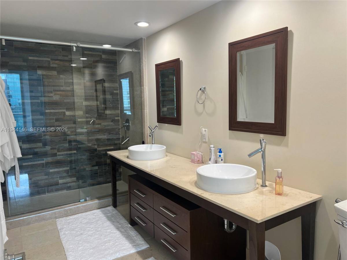 Condo for rent at 475 Brickell Ave #3514, Miami, FL 33131